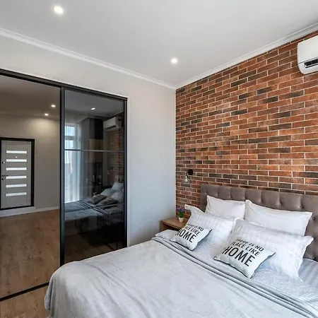 Apartment стильная с балконом на 5 фонтана *