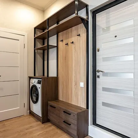 Apartment стильная с балконом на 5 фонтана *