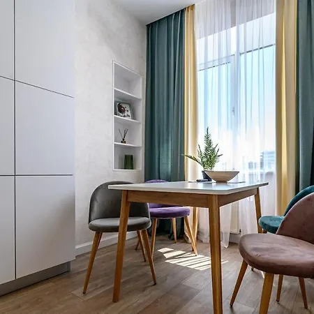 Apartment стильная с балконом на 5 фонтана *