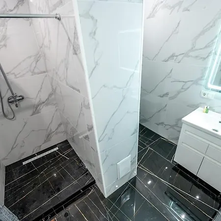 Apartment Атмосферні 4 Квартирина Поряд, 5 Станція Фонтану, З Власним Балконом Fainorent