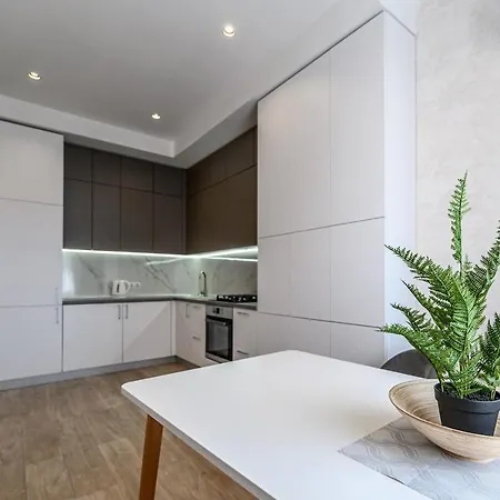 Атмосферні 4 Квартирина Поряд, 5 Станція Фонтану, З Власним Балконом Fainorent Apartment Odessa