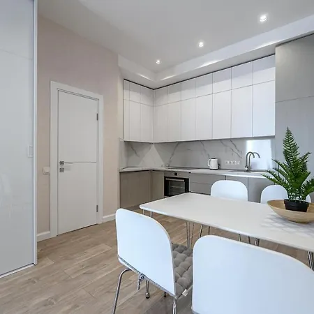 стильная с балконом на 5 фонтана * Odesa