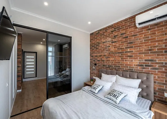 Apartment стильная с балконом на 5 фонтана *