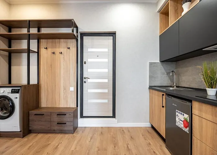 стильная с балконом на 5 фонтана *