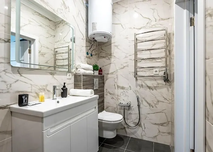 Appartement стильная с балконом на 5 фонтана