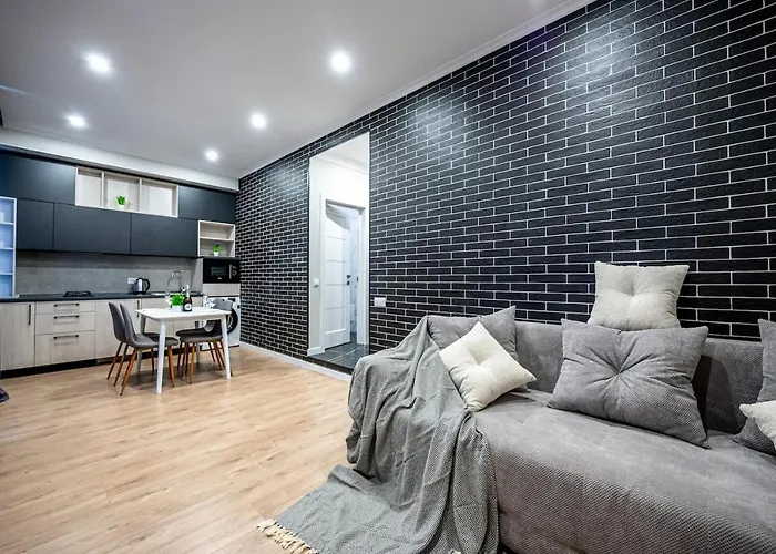 стильная с балконом на 5 фонтана Odessa