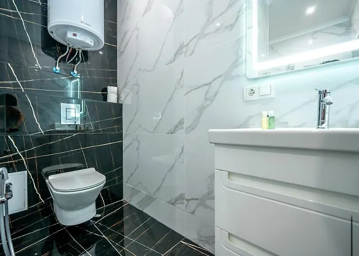 стильная с балконом на 5 фонтана Odessa