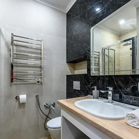 стильная с балконом на 5 фонтана אודסה